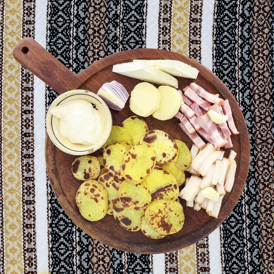 Restaurant Pensiune Bucovina Moldvahosszúmező Kültér fotó