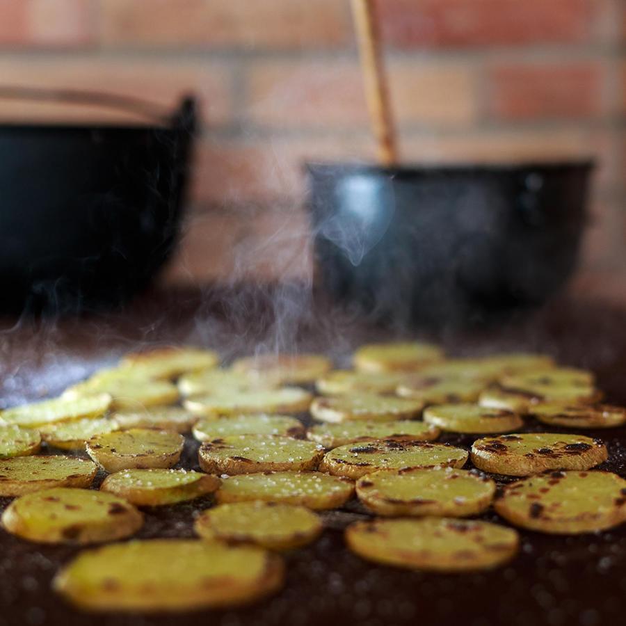 Restaurant Pensiune Bucovina Moldvahosszúmező Kültér fotó