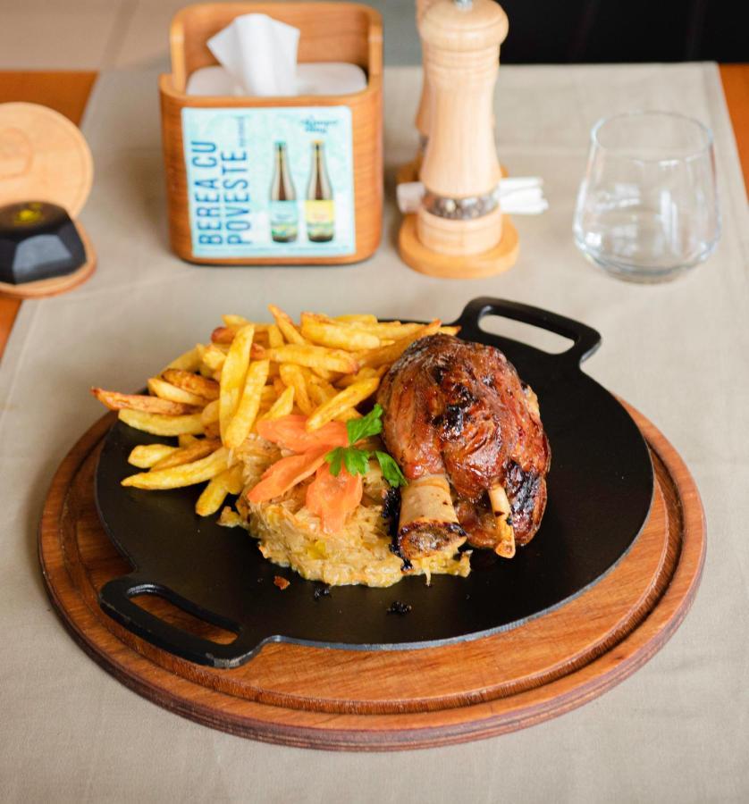 Restaurant Pensiune Bucovina Moldvahosszúmező Kültér fotó